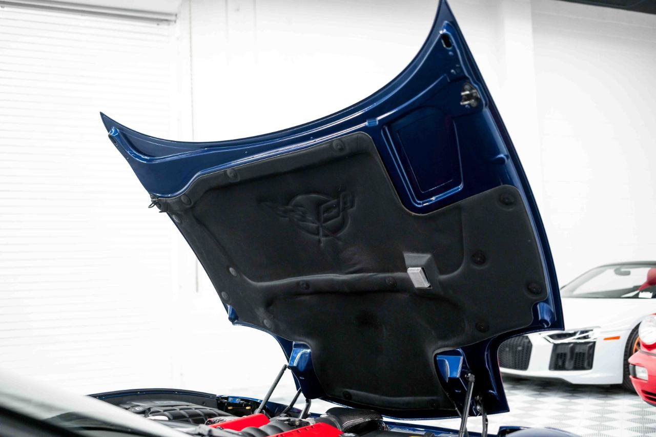 Used 2004 Chevrolet Corvette Z06 w/ Z06 Preferred Equipment Group image 86