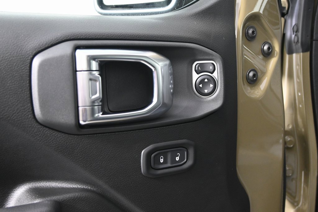 New 2025 Jeep Gladiator Willys image 20