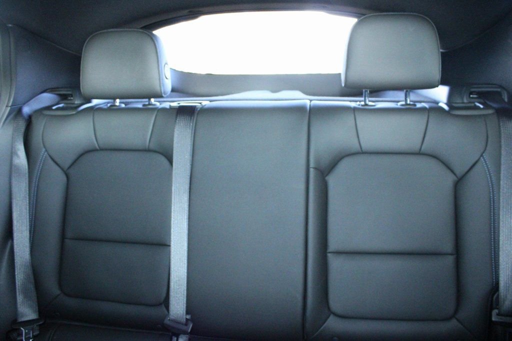 Used 2025 Buick Envista Sport Touring w/ Convenience II Package image 50