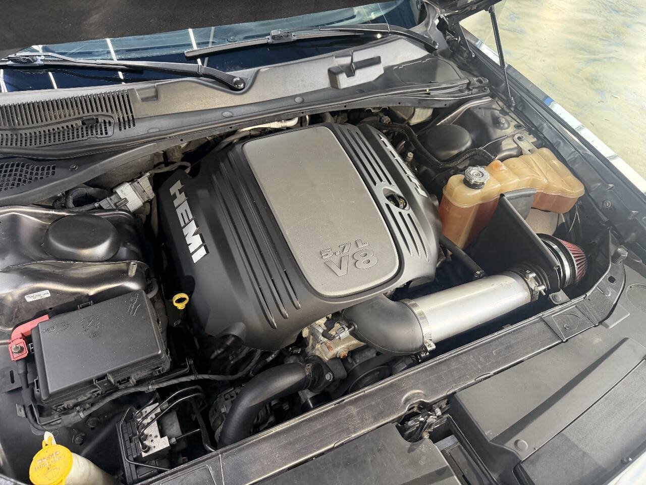 Used 2019 Dodge Challenger R/T w/ Blacktop Package RWD image 29