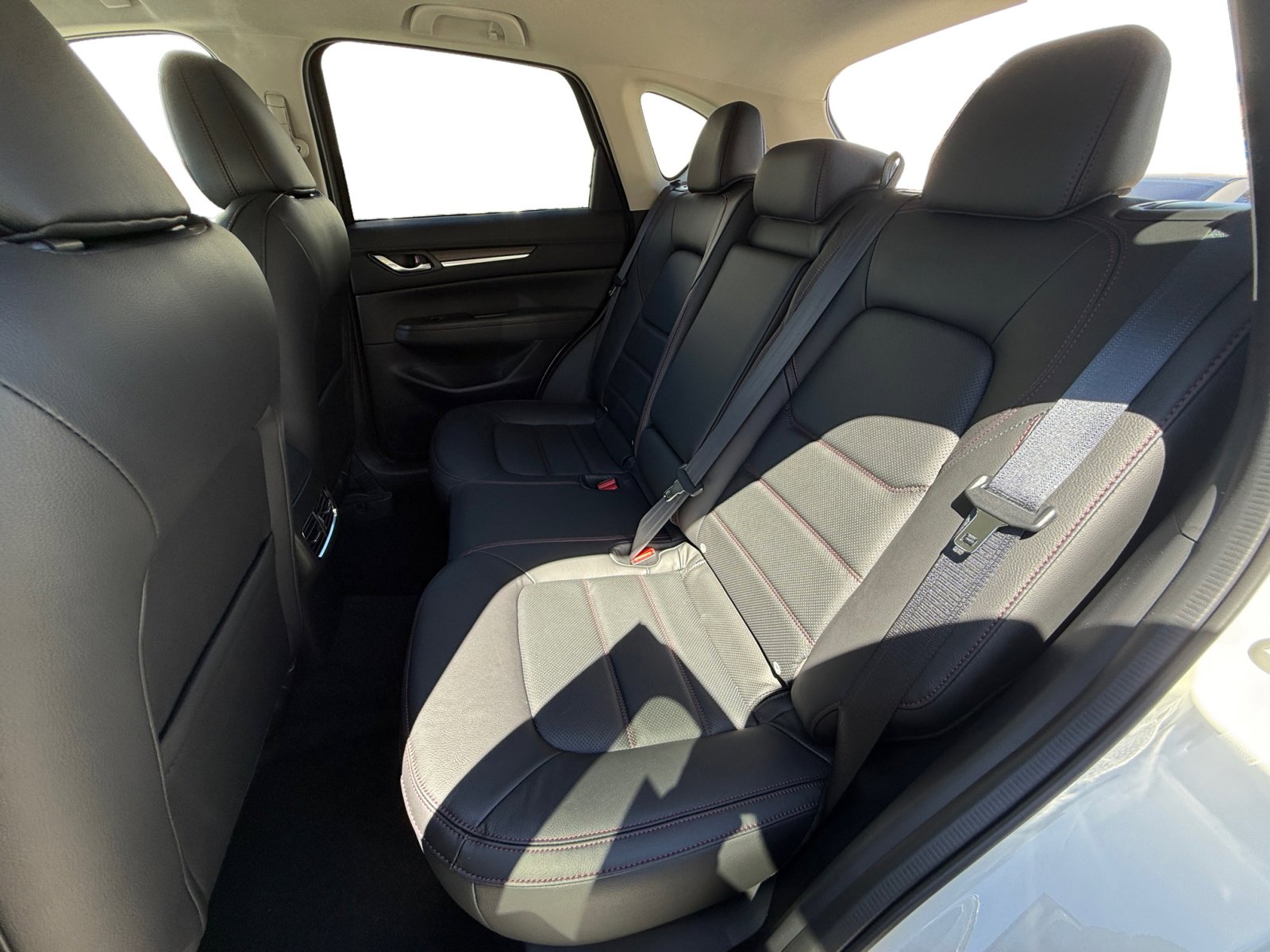 New 2025 MAZDA CX-5 Carbon Edition image 16