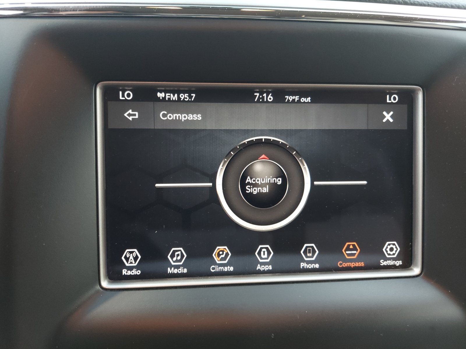 Used 2019 Jeep Grand Cherokee Laredo AWD/4WD image 14