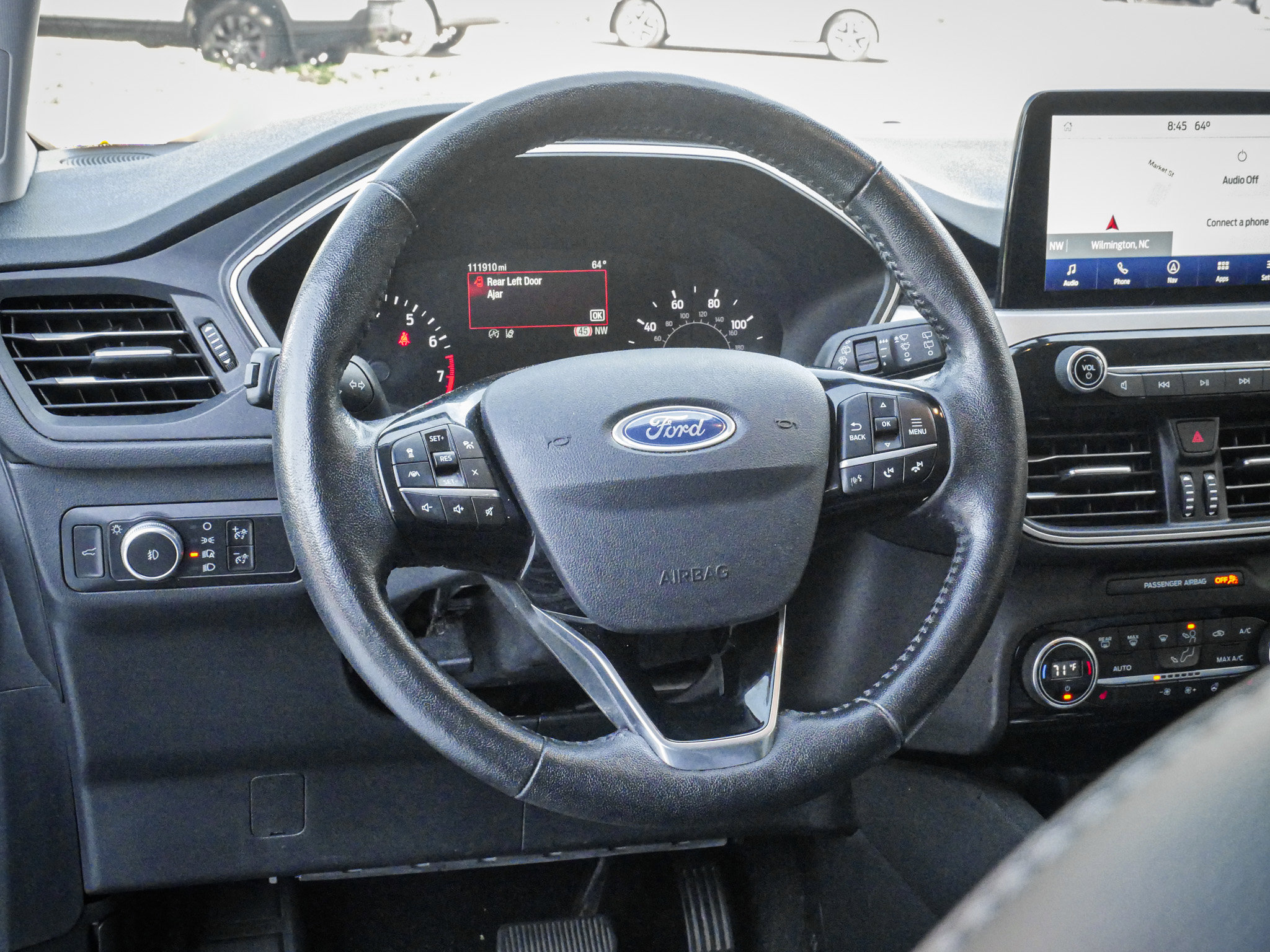 Used 2021 Ford Escape SEL w/ Class II Trailer Tow Package AWD/4WD image 6