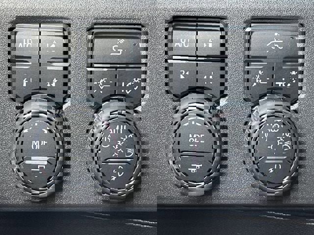 Used 2025 Chevrolet Silverado 1500 LT Trail Boss image 22