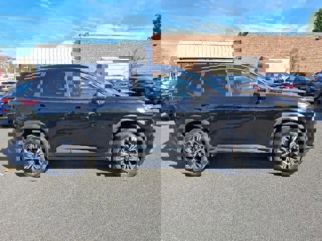 Used 2022 Nissan Rogue SV image 37