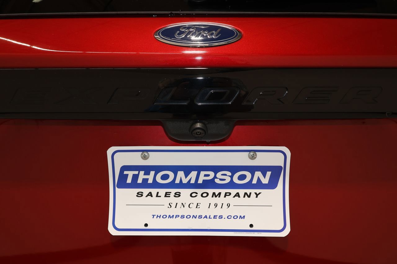 Used 2024 Ford Explorer ST-Line w/ Class IV Trailer Tow Package AWD/4WD image 38