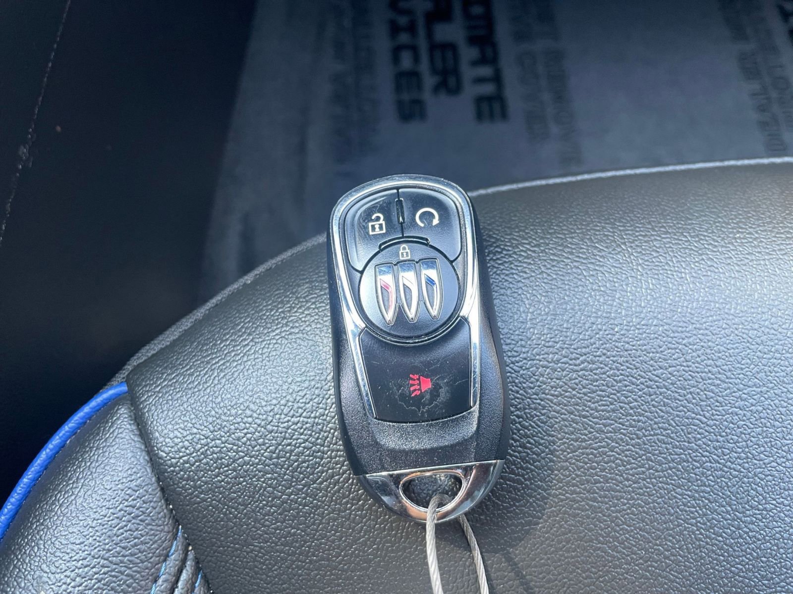 Used 2025 Buick Envista Sport Touring image 22