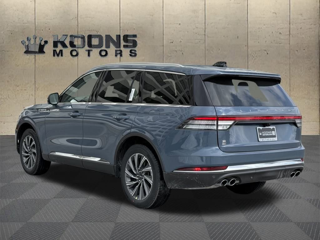 New 2026 Lincoln Aviator AWD image 3