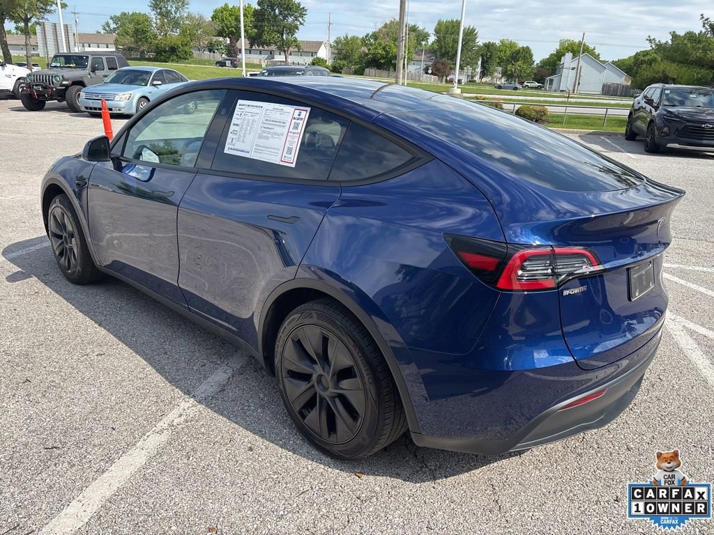 Used 2024 Tesla Model Y Long Range RWD image 21