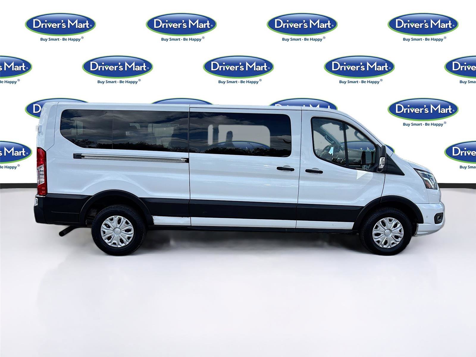 Used 2023 Ford Transit 350 XLT image 8