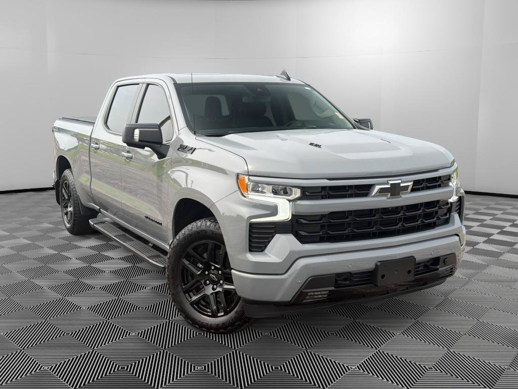 Used 2024 Chevrolet Silverado 1500 RST AWD/4WD image 5