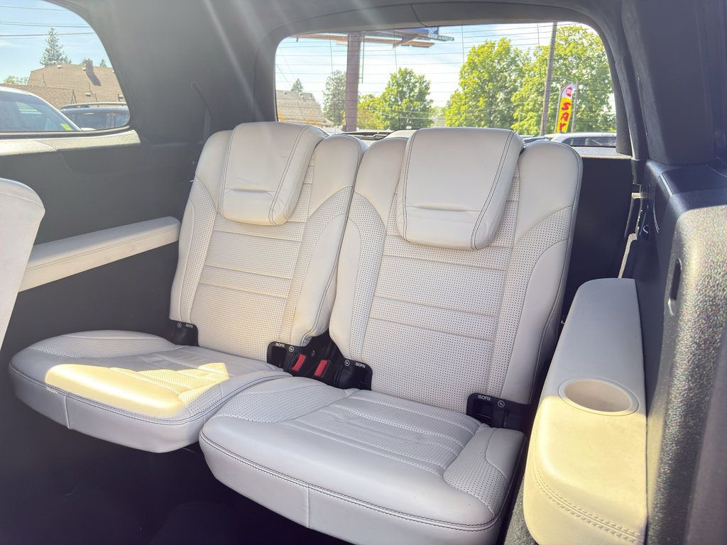 Used 2014 Mercedes-Benz GL 63 AMG 4MATIC image 17