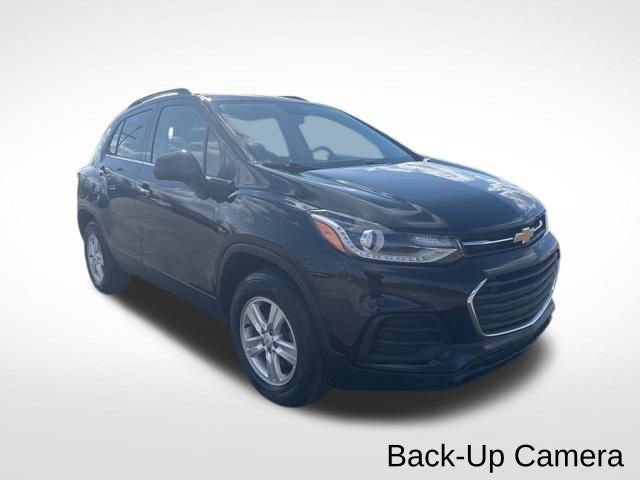 Used 2020 Chevrolet Trax LT w/ LT Convenience Package AWD/4WD image 5