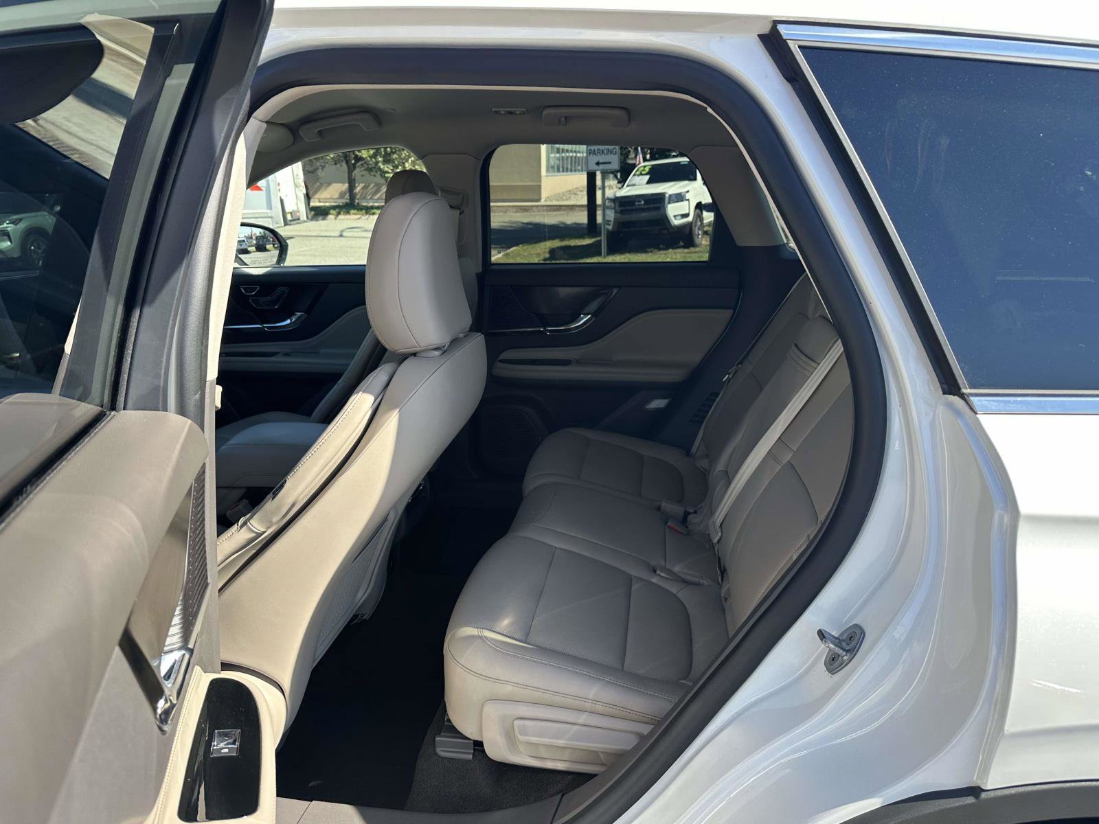 Used 2022 Lincoln Corsair AWD w/ Equipment Group 101A image 13