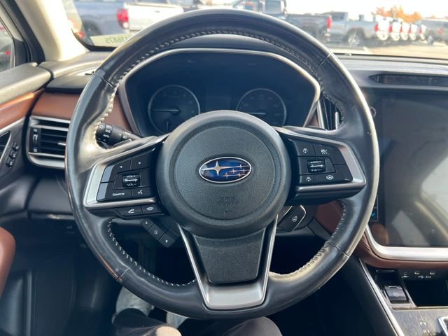 Used 2022 Subaru Outback Touring w/ Popular Package #2 image 12