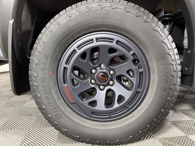 New 2026 Nissan Frontier PRO-4X w/ Pro-4x Convenience Package image 15