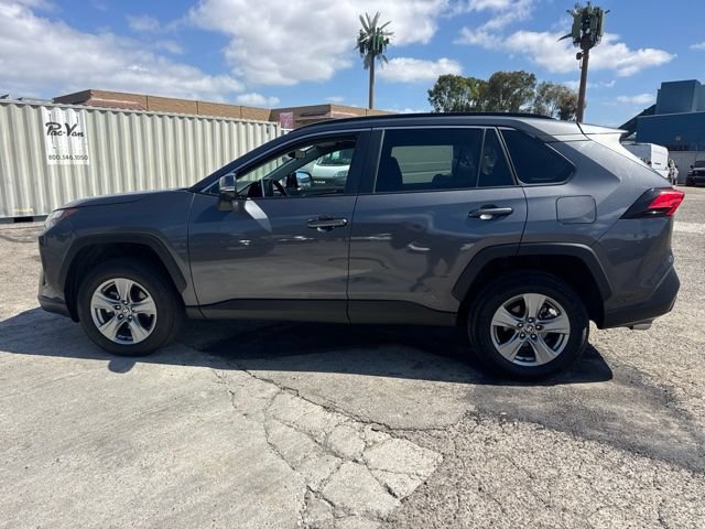 Used 2024 Toyota RAV4 XLE AWD/4WD image 7