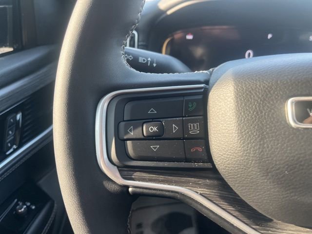 Used 2023 Jeep Wagoneer Series III w/ Preferred Equipment Group image 32