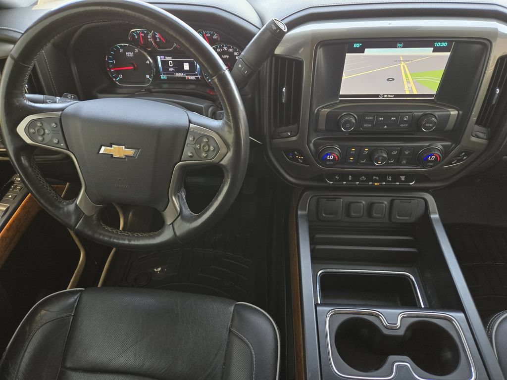 Used 2018 Chevrolet Silverado 2500 High Country w/ Duramax Plus Package AWD/4WD image 28
