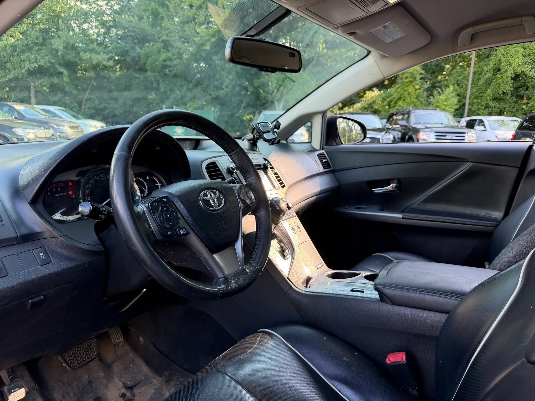 Used 2013 Toyota Venza XLE w/ Tow Prep Pkg AWD/4WD image 10