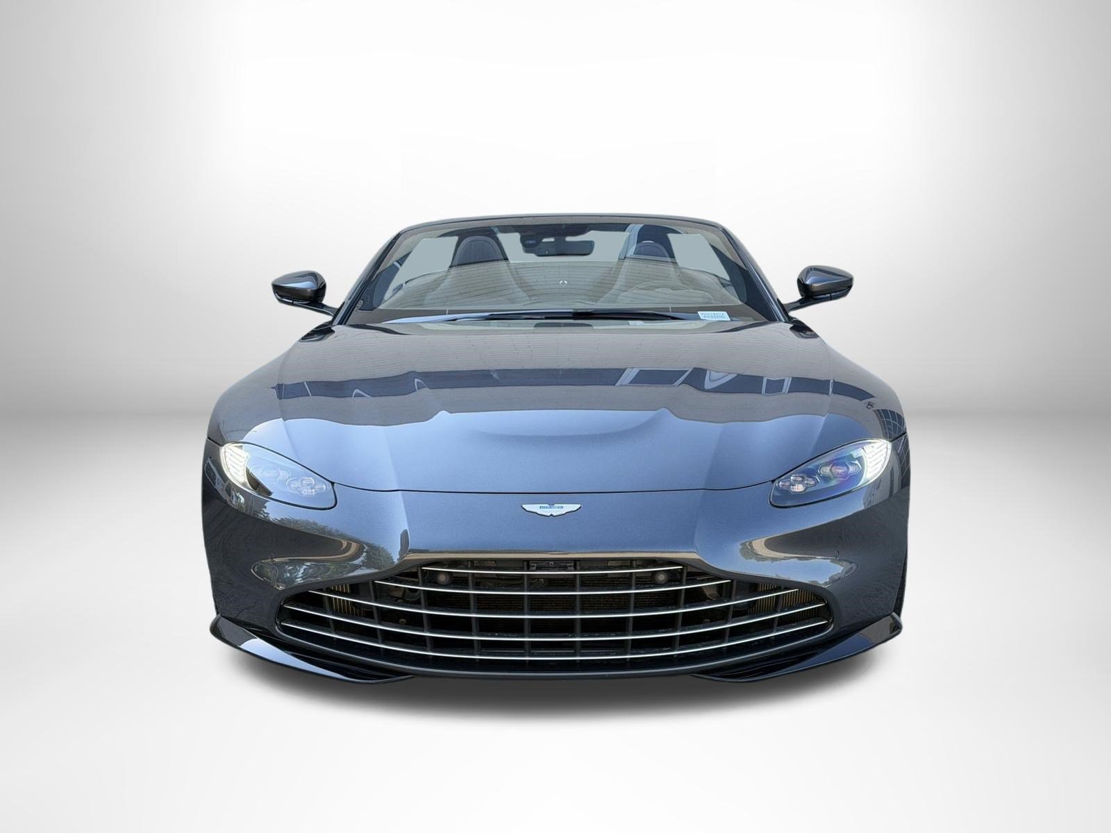 Used 2023 Aston Martin V8 Vantage Roadster RWD image 8