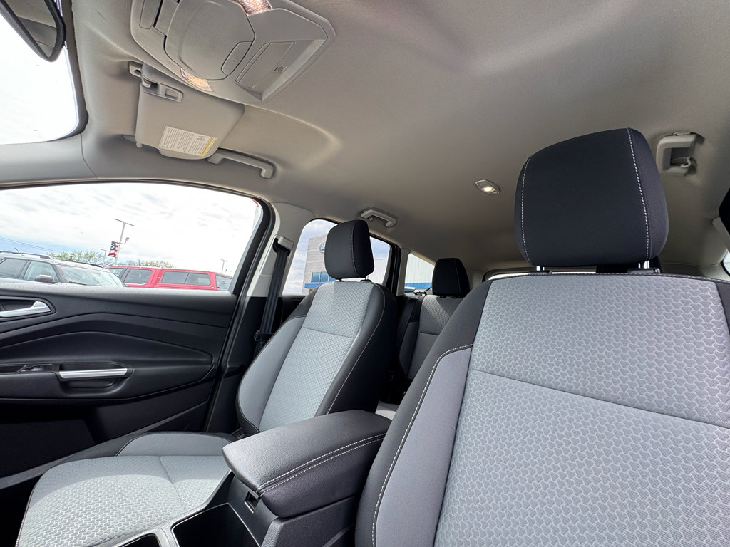Used 2018 Ford Escape SE image 20