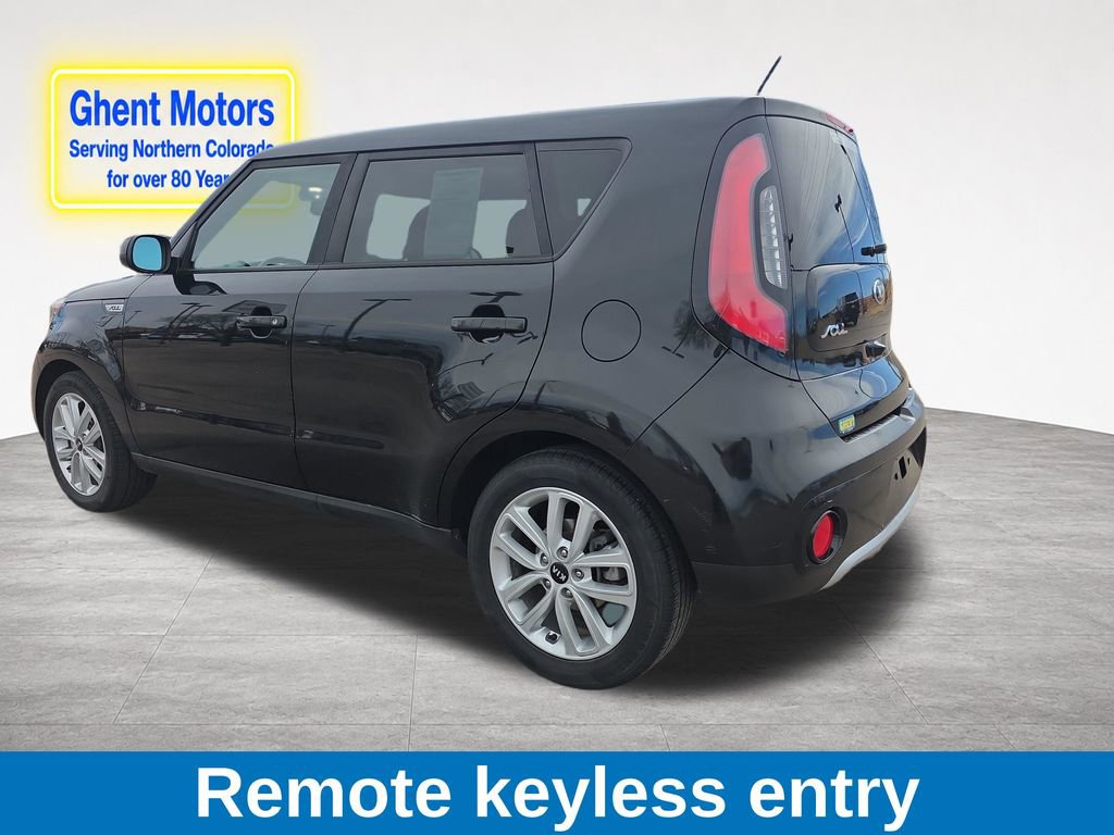 Used 2017 Kia Soul + FWD image 4