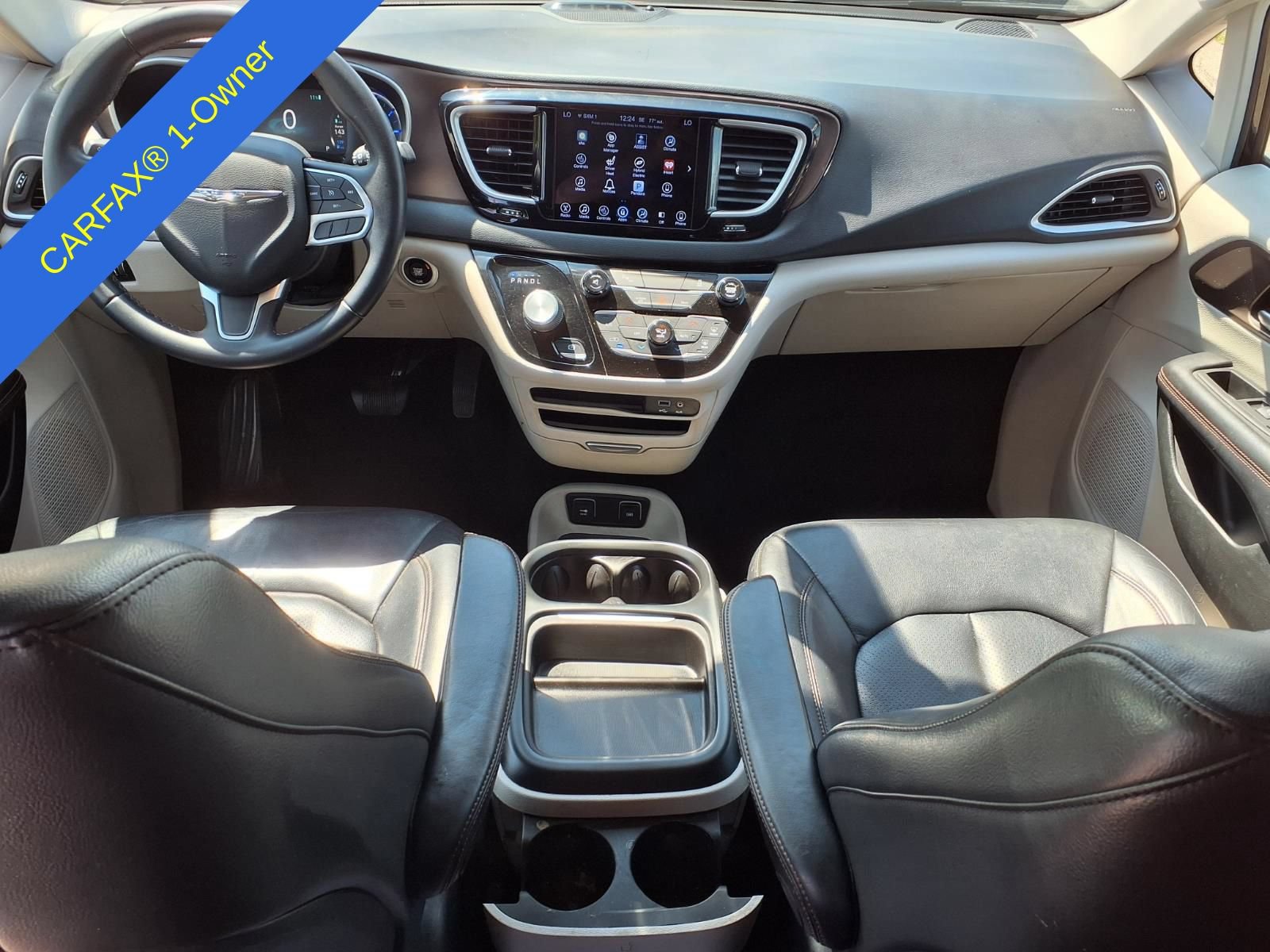 Used 2017 Chrysler Pacifica Premium FWD image 14