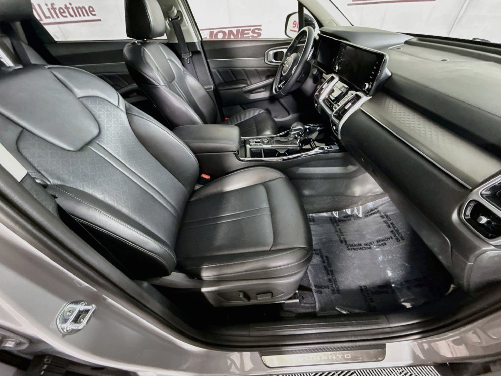 Used 2022 Kia Sorento SX AWD/4WD image 32