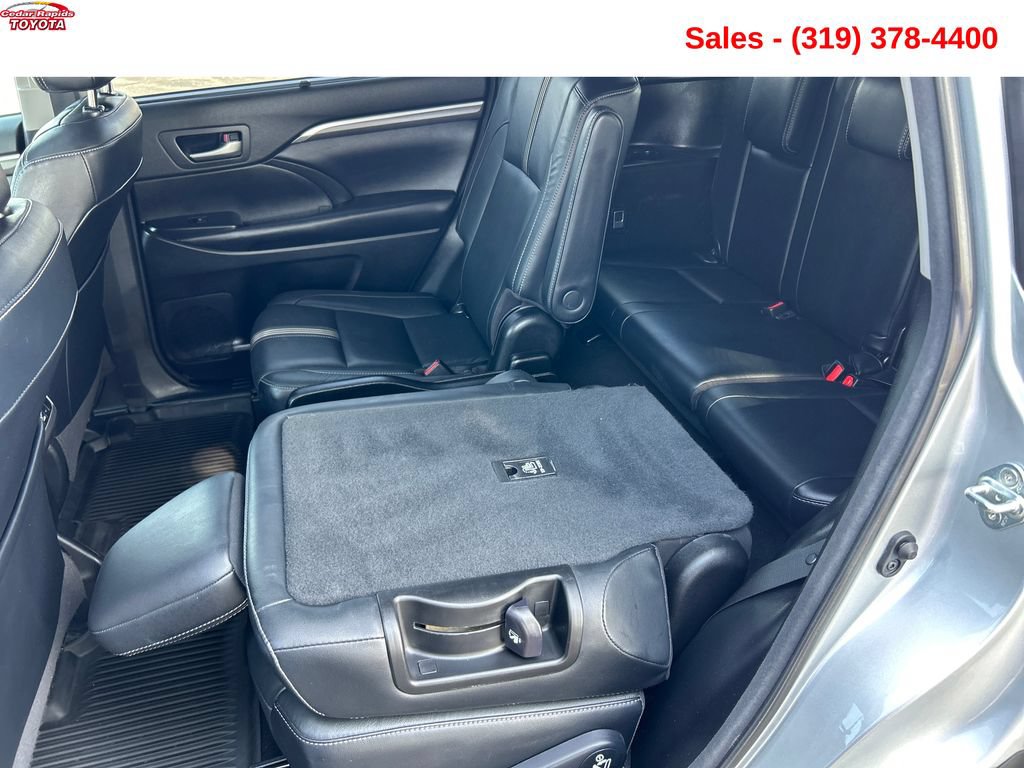 Used 2018 Toyota Highlander SE AWD/4WD image 23