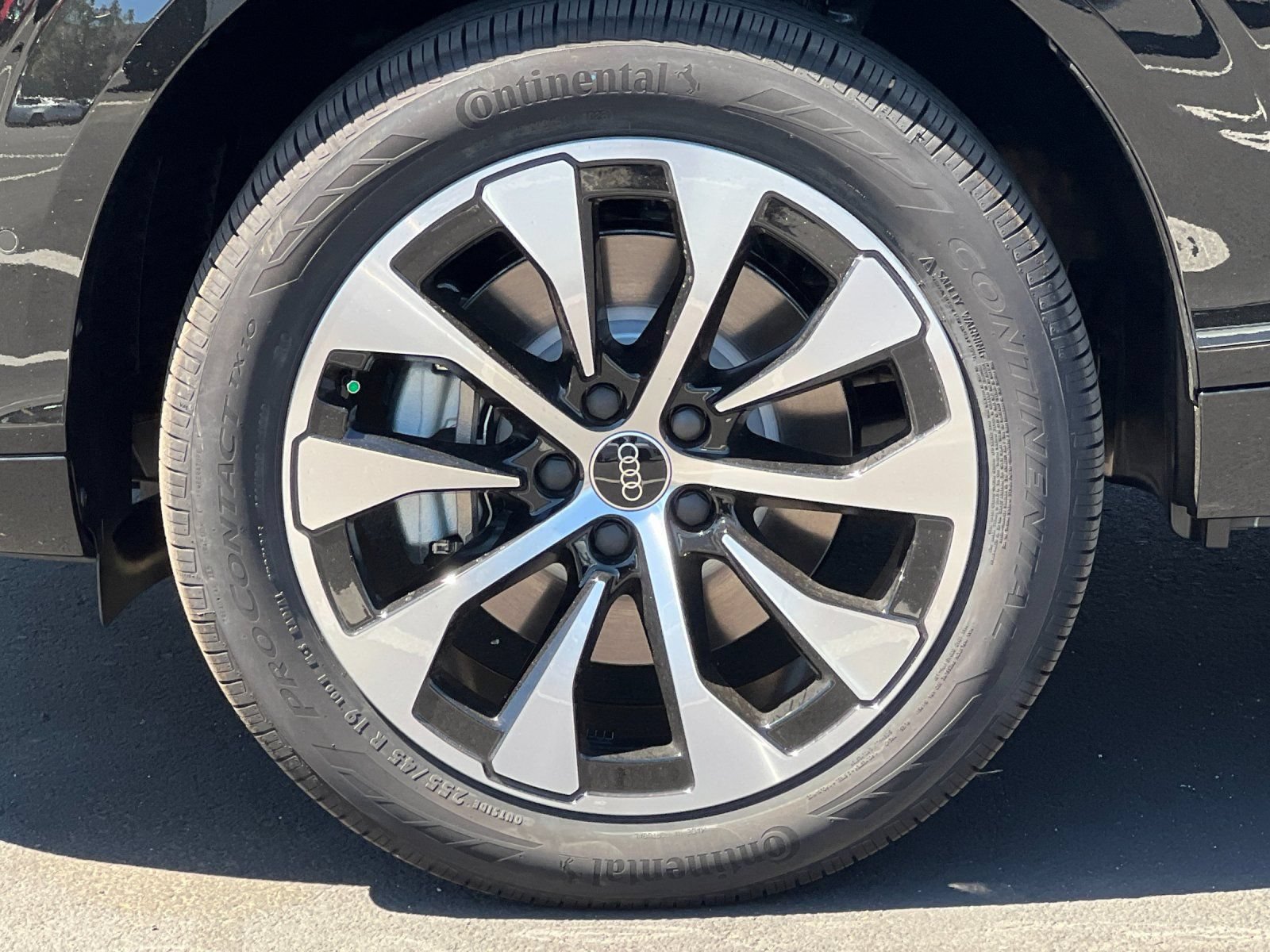 New 2026 Audi Q3 quattro 2.0T AWD/4WD image 26