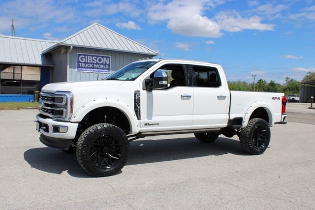 Used 2024 Ford F250 Platinum image 5