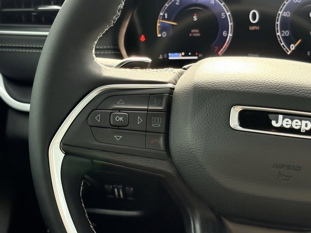 New 2025 Jeep Grand Cherokee L Altitude image 17