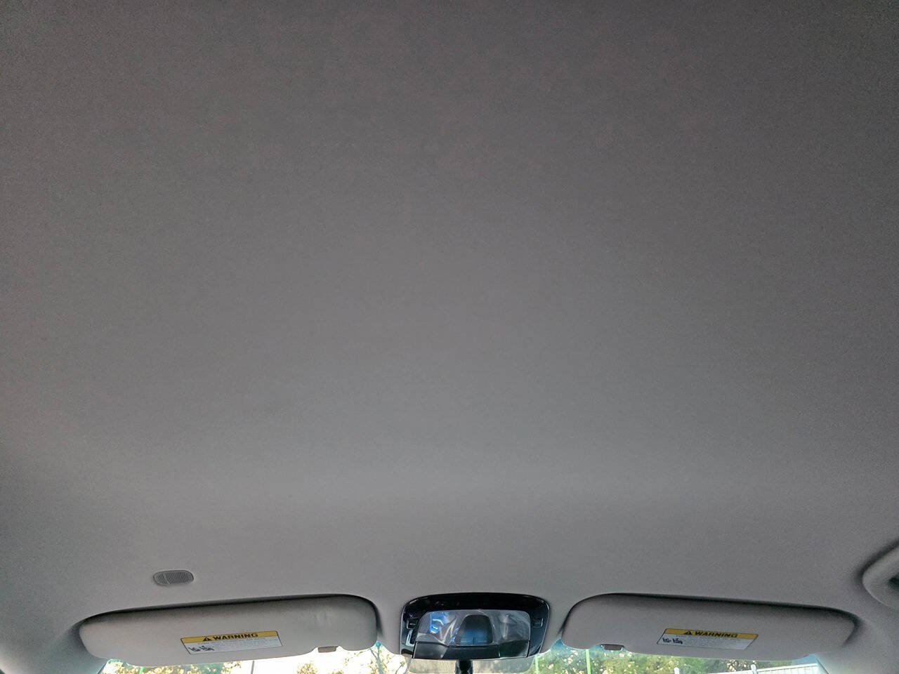 Used 2012 Hyundai Azera FWD image 27