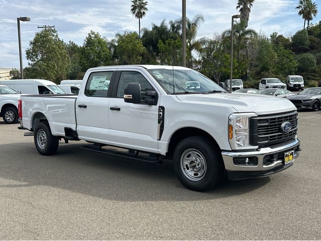 New 2026 Ford F250 XL w/ XL Chrome Package image 3