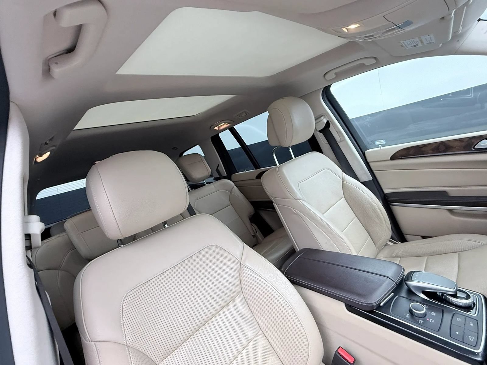 Used 2017 Mercedes-Benz GLS 550 4MATIC w/ Driver Assistance Package image 10