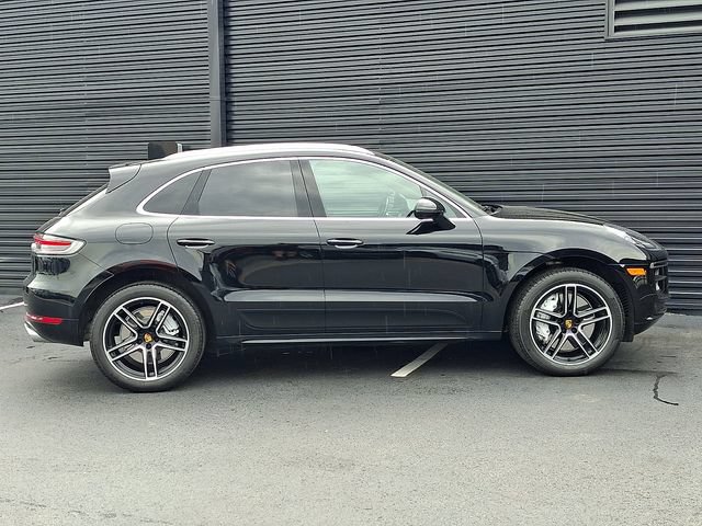Certified 2021 Porsche Macan Turbo AWD/4WD image 8