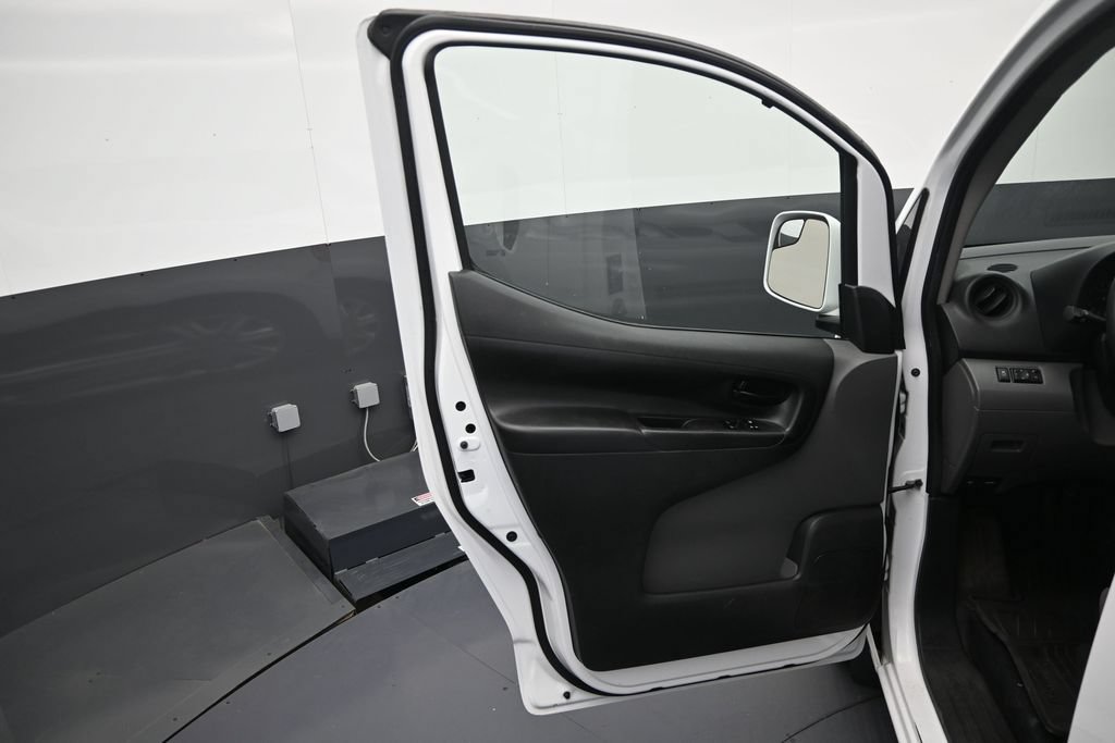 Used 2020 Nissan NV200 SV FWD image 12