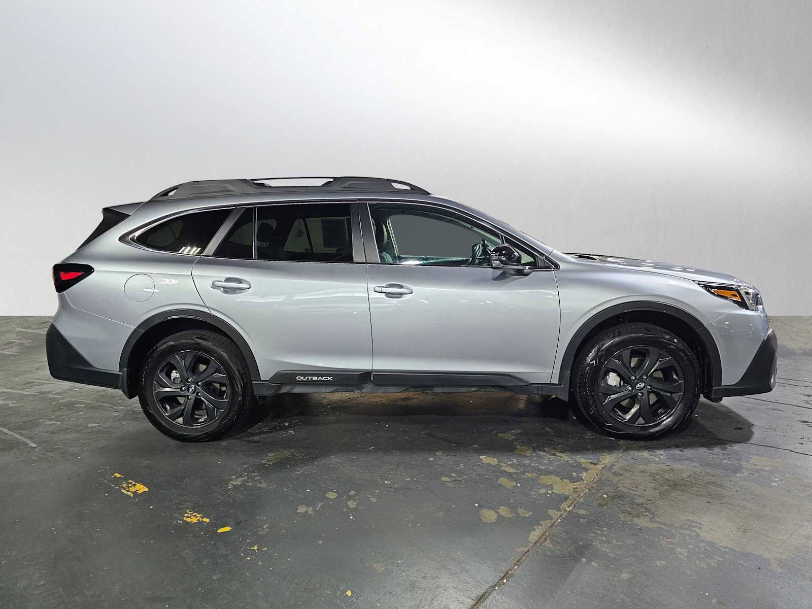 Used 2021 Subaru Outback Onyx Edition XT w/ Popular Package #2 AWD/4WD image 2