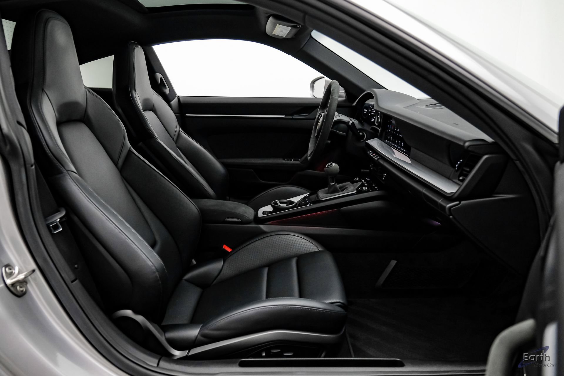 Used 2024 Porsche 911 Carrera GTS RWD image 53