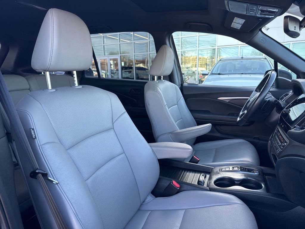 Used 2023 Honda Passport EX-L image 19