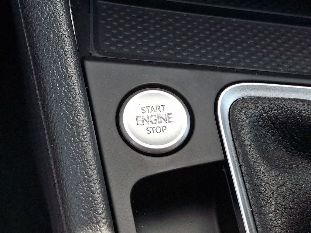 New 2026 Volkswagen Jetta SE FWD image 16
