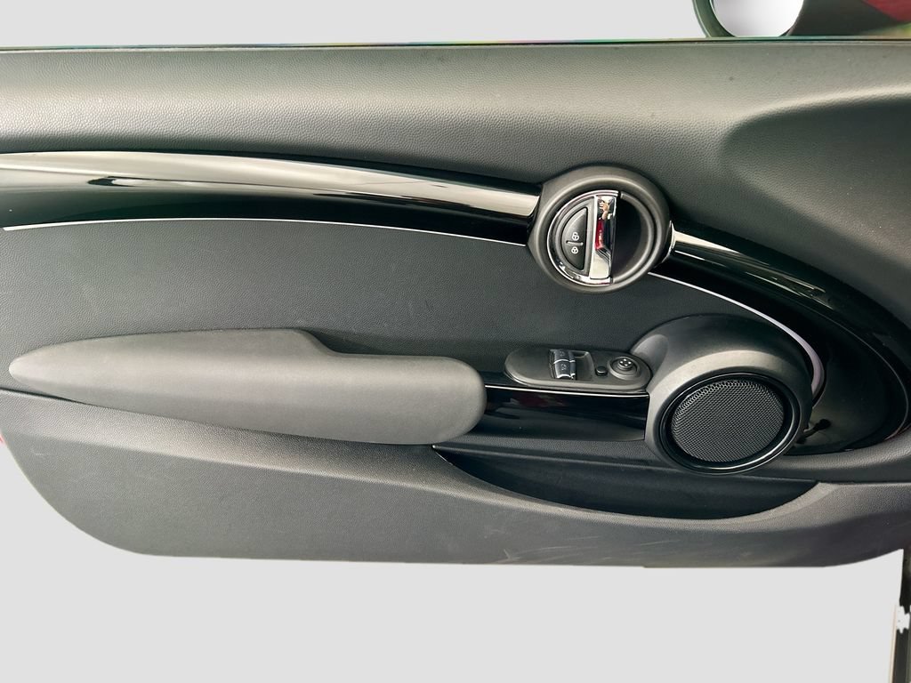 Used 2024 MINI Cooper SE FWD image 26