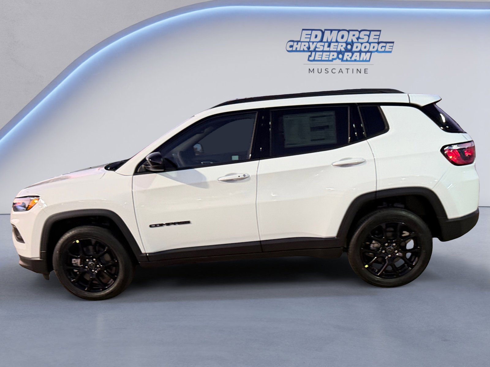 New 2026 Jeep Compass Latitude image 2