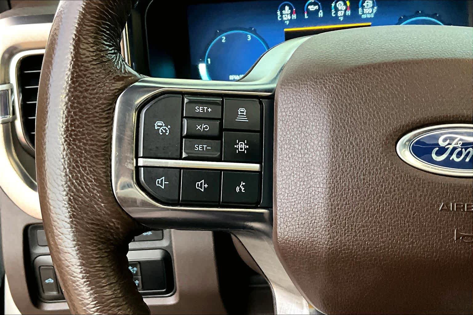 Used 2023 Ford F250 King Ranch w/ FX4 Off-Road Package AWD/4WD image 23