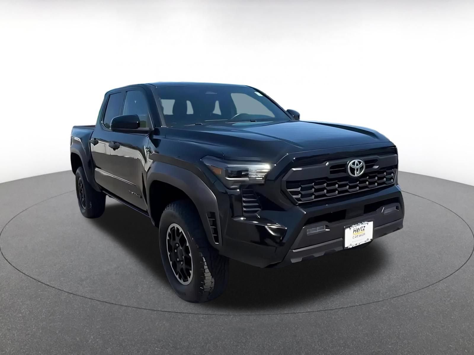 Used 2025 Toyota Tacoma TRD Off-Road AWD/4WD image 3