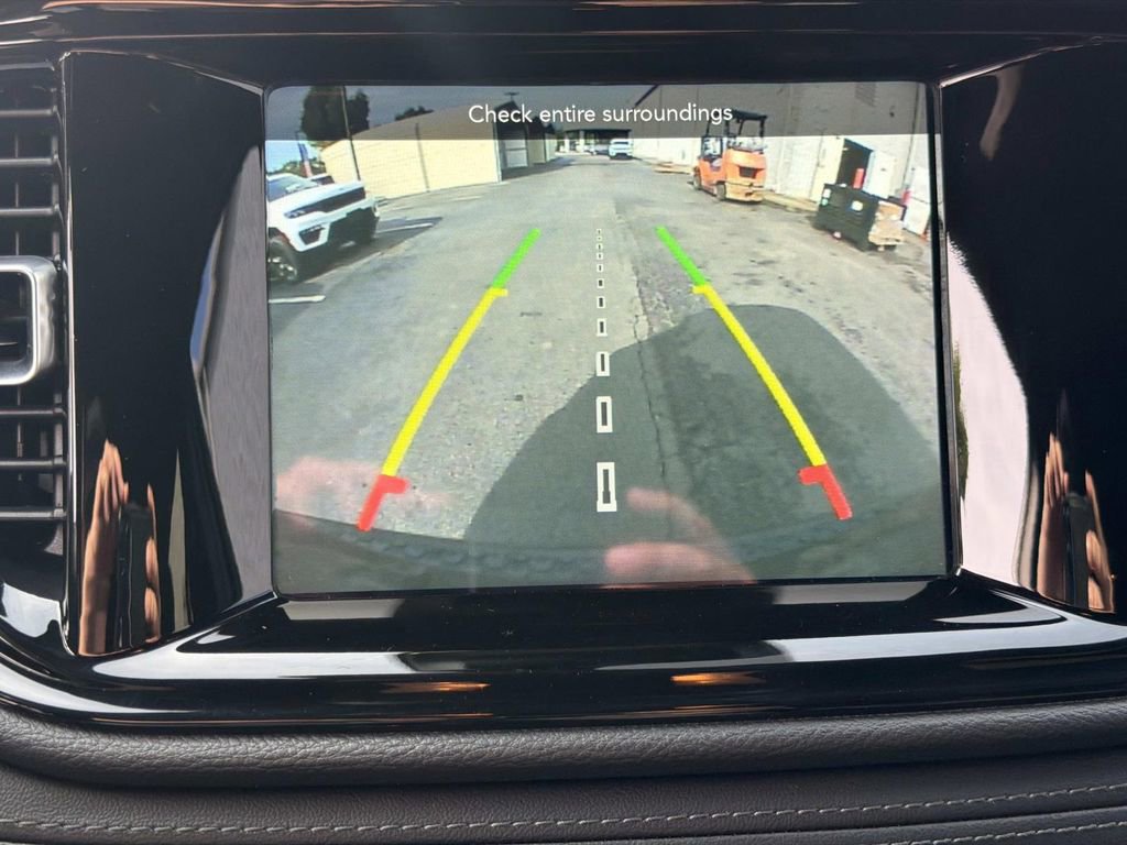 Used 2023 Dodge Durango SXT Launch Edition RWD image 34