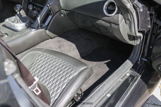 Used 2014 SRT Viper GTS w/ GTS Laguna Interior Package image 45