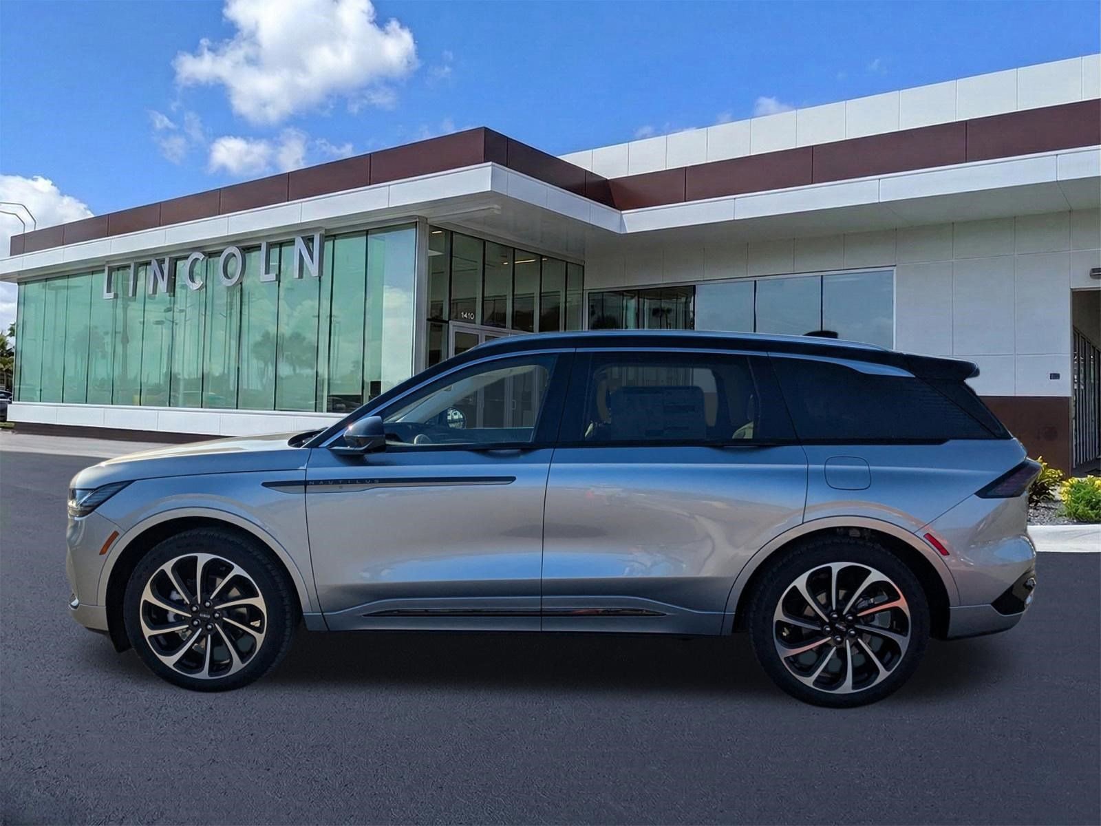 New 2026 Lincoln Nautilus Black Label image 8