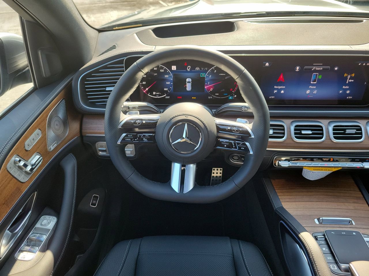 New 2026 Mercedes-Benz GLS 580 4MATIC image 17